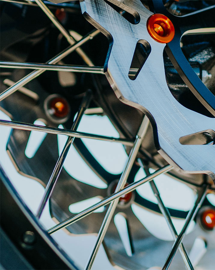 ハーレーダビッドソン　DRAG Specialties Drag Specialties® | From Our Garage To Yours Since 1968 ®